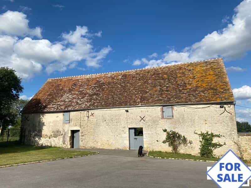 Dom w Saint-Loyer-des-Champs, Normandie 12014183