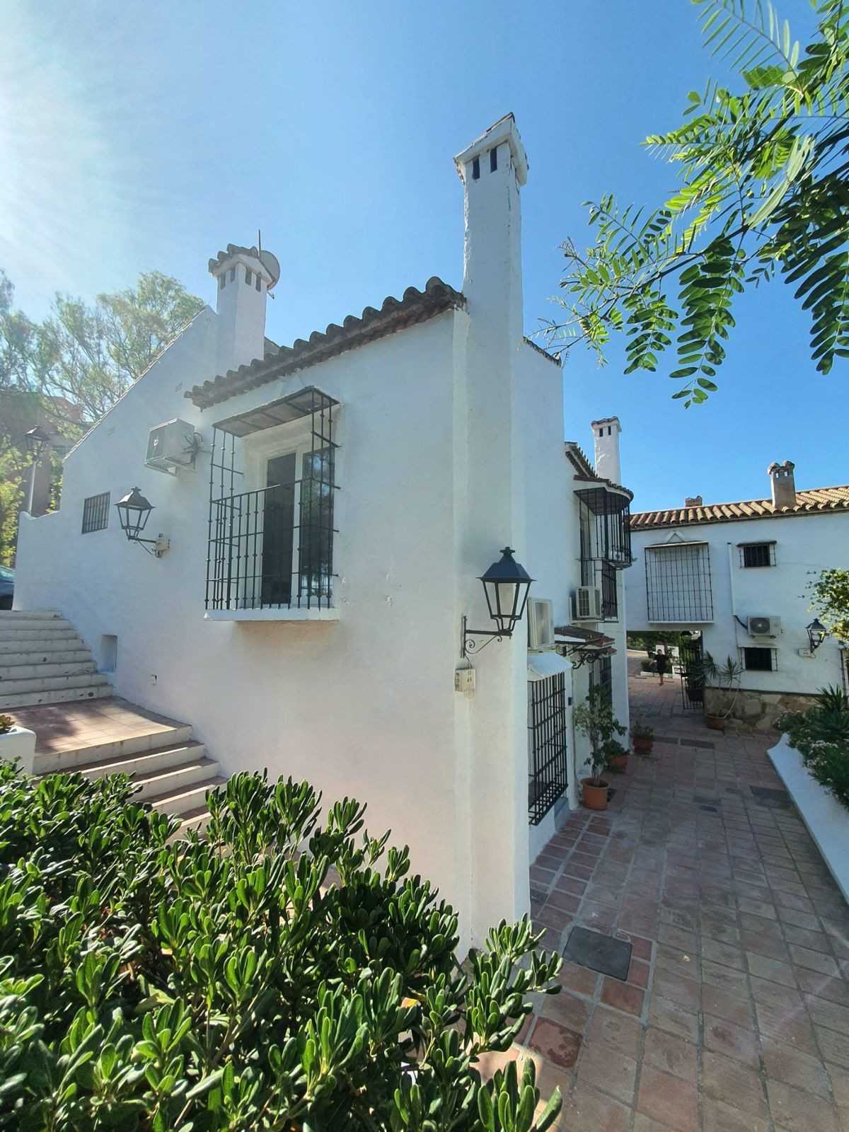Rumah di Torremolino, Andalusia 12014621