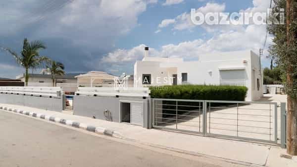 House in Pyrgos, Larnaka 12015246