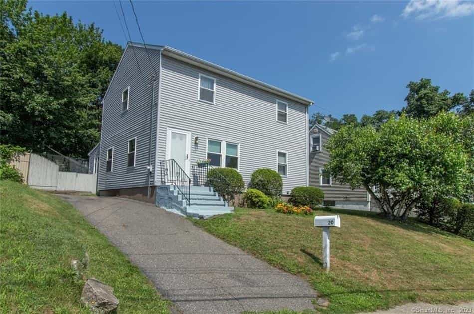 rumah dalam Hamden, Connecticut 12015255