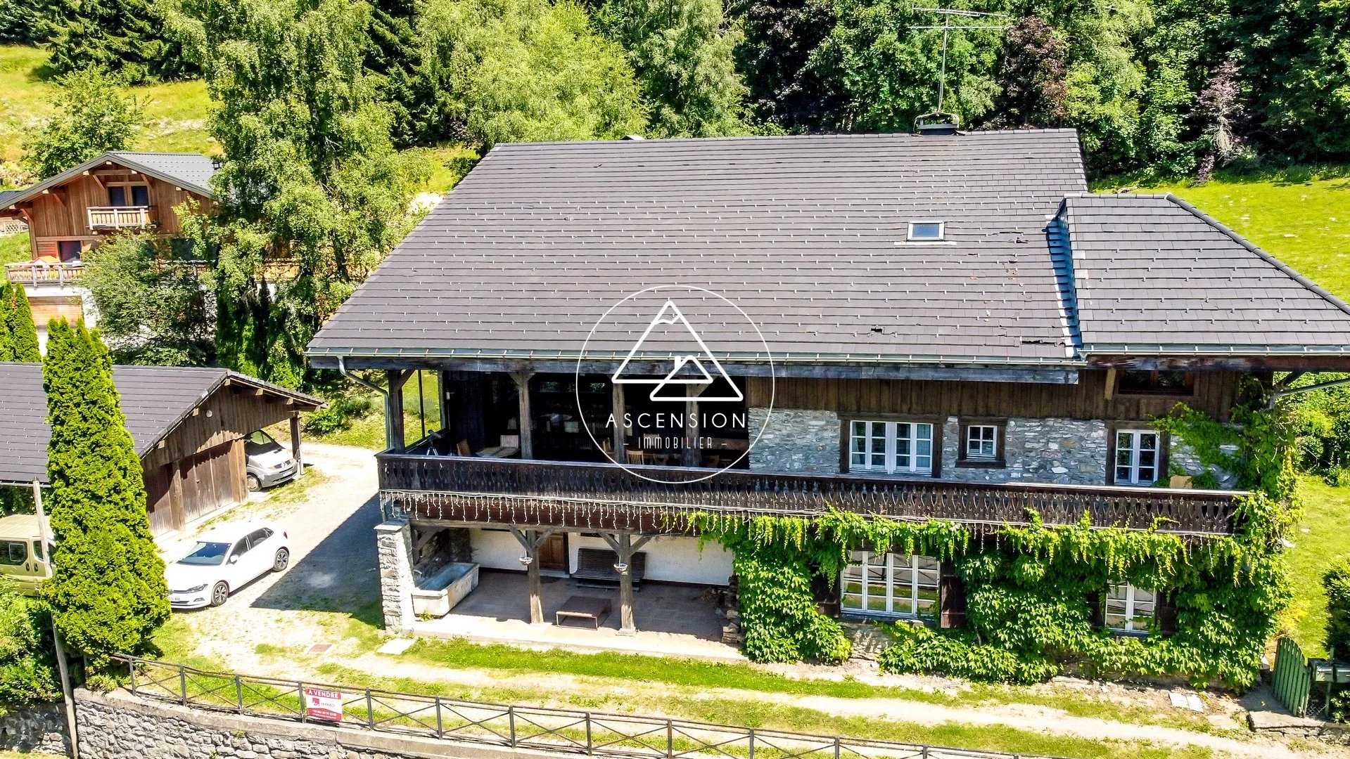 بيت في Les Gets, Haute-Savoie 12015409