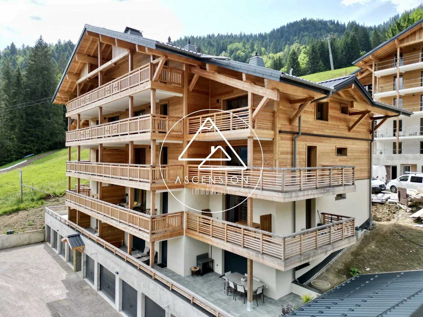 Condominium in Saint-Jean-d'Aulps, Haute-Savoie 12015449