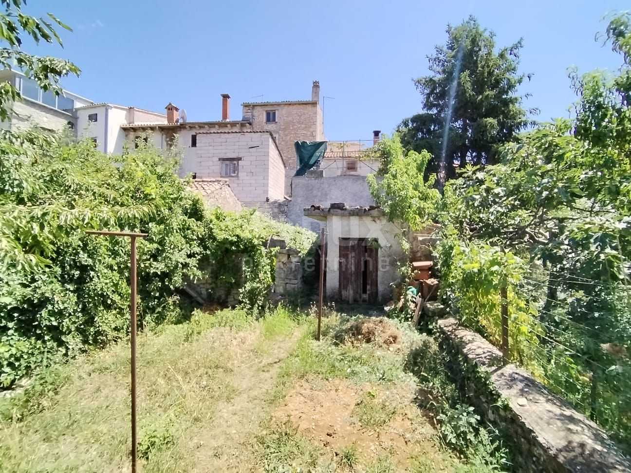 Rumah di Vodnjan, Istria County 12015740