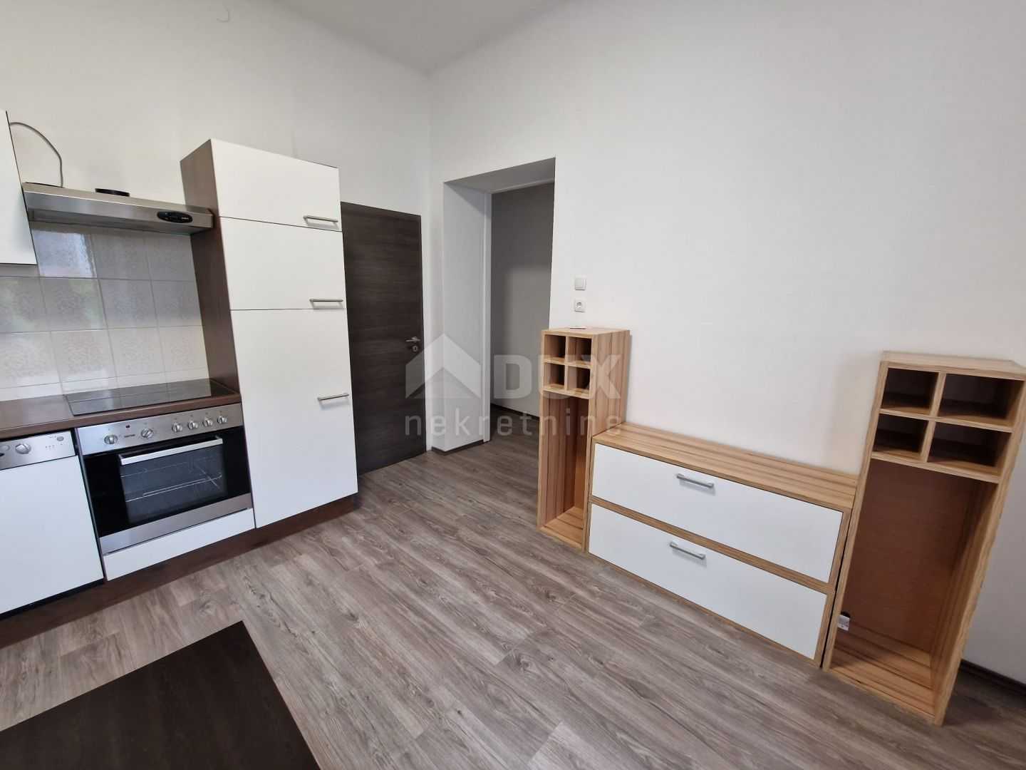 Condominium in Rijeka, Primorsko-Goranska Zupanija 12015756