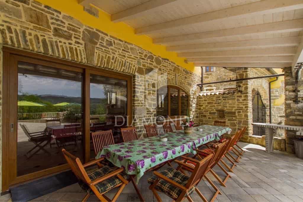 House in Tupljak, Istria County 12015991
