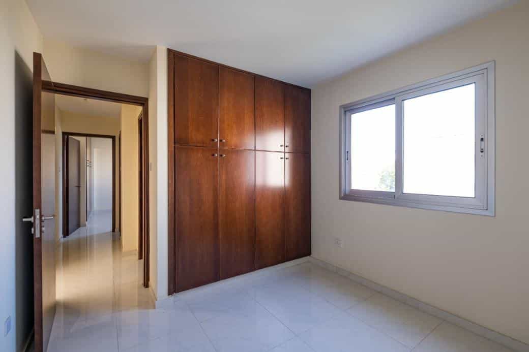 Condominium in Nicosia, Lefkosia 12016010