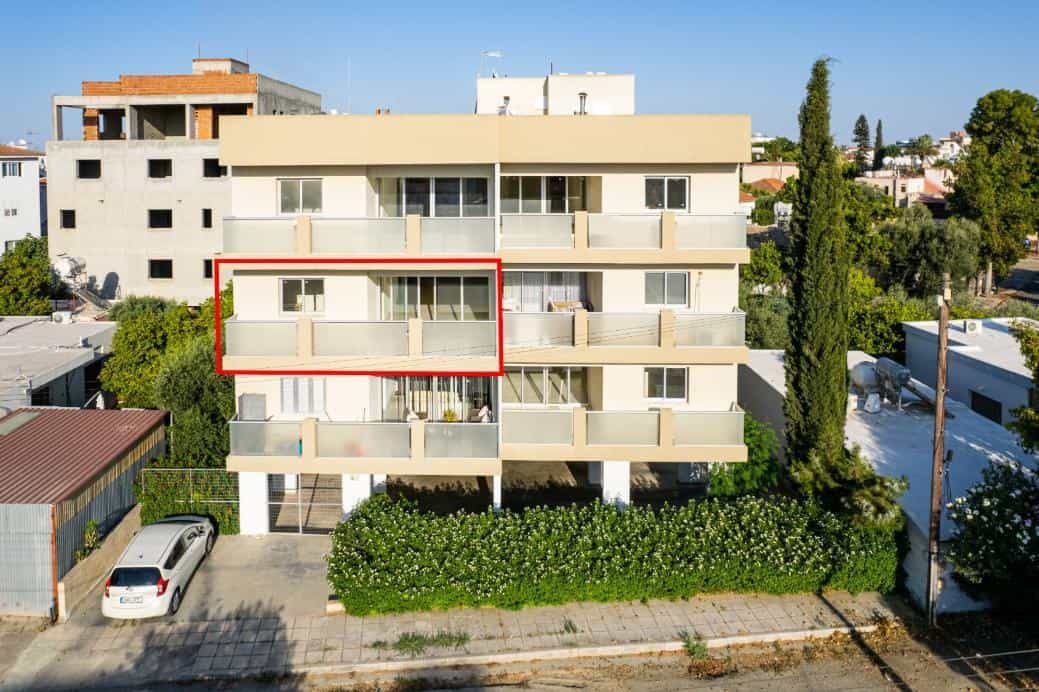 Condominium in Nicosia, Lefkosia 12016010