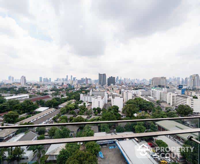 Condominium in , Krung Thep Maha Nakhon 12016461