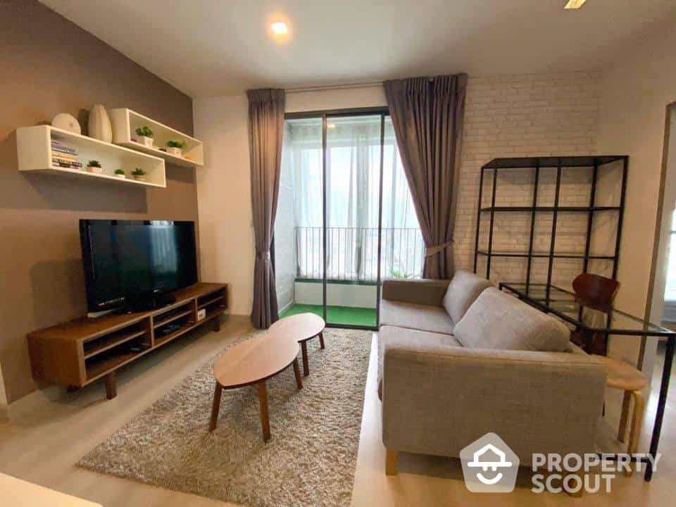 Condominium in Phra Khanong, Krung Thep Maha Nakhon 12016865