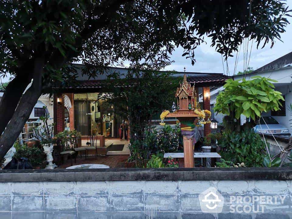 casa en Huai Khwang, Krung Thep Maha Nakhon 12017132