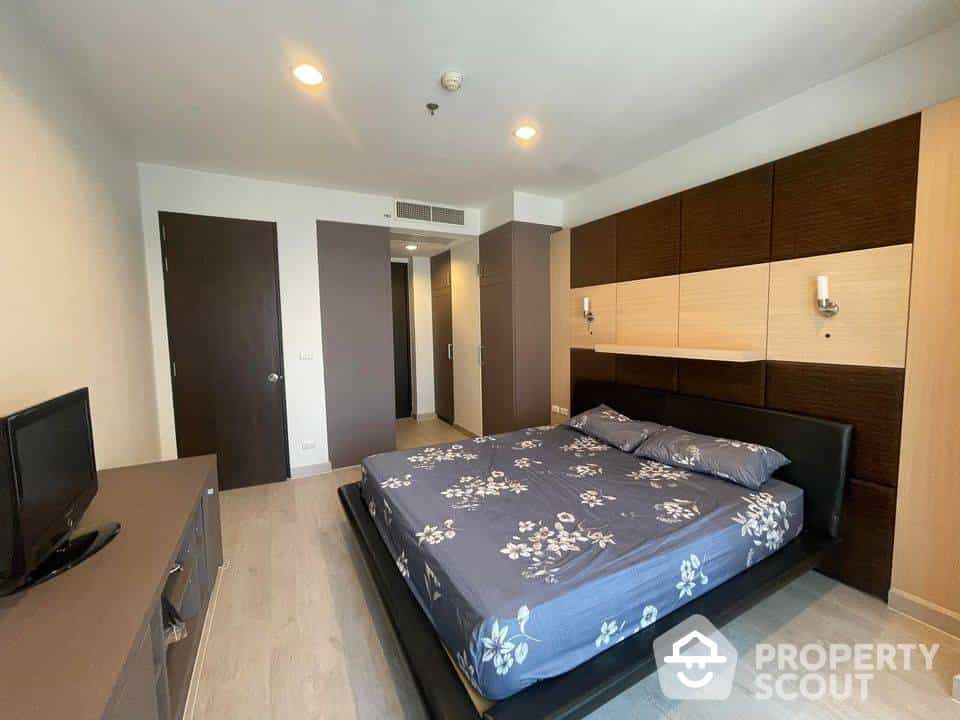 Condominium in Khlong Toei, Krung Thep Maha Nakhon 12017148