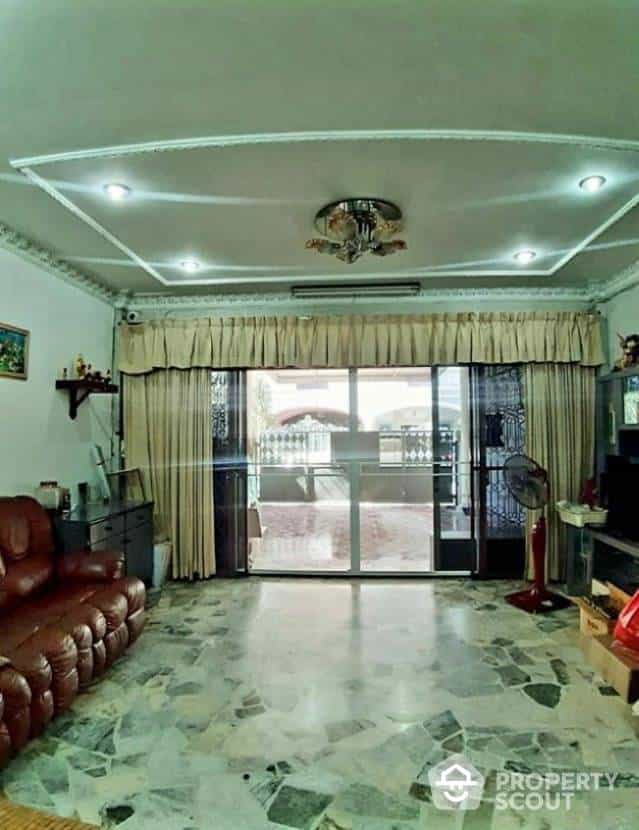 بيت في Bang Rak, Krung Thep Maha Nakhon 12017345