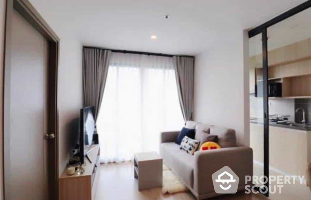 Condominium in Bang Chak, Samut Prakan 12017390