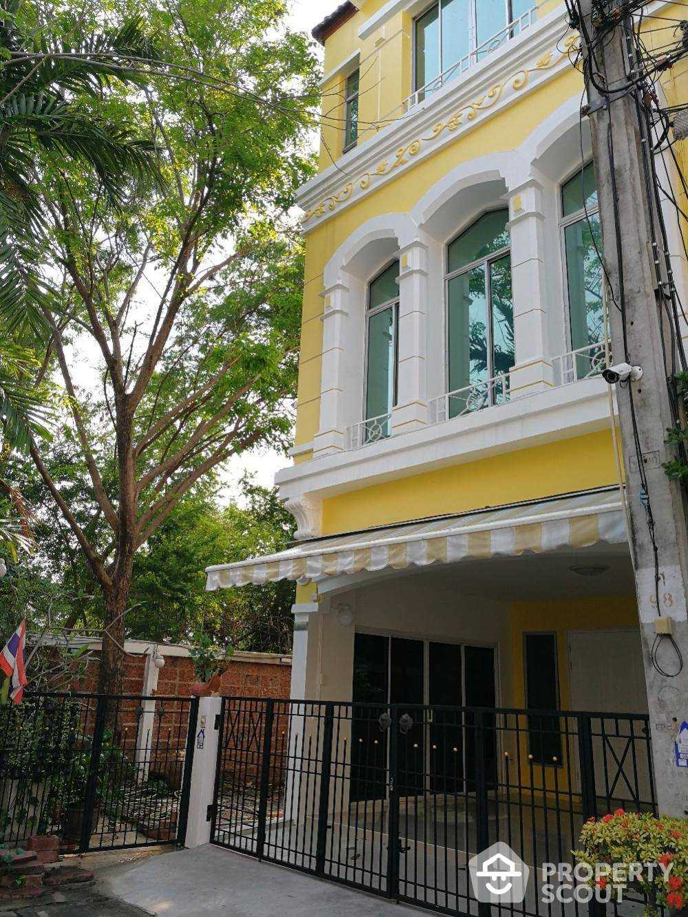 House in Ban Khlong Bang Na, Krung Thep Maha Nakhon 12017473