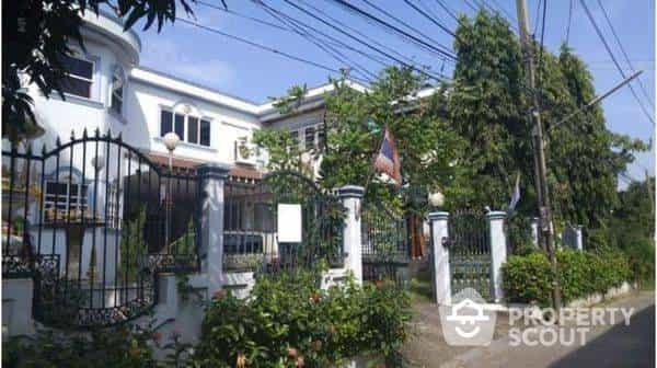 rumah dalam , Krung Thep Maha Nakhon 12018416