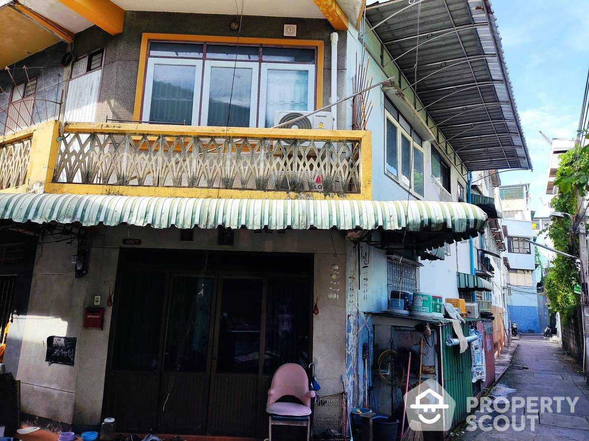 집 에 Pathum Wan, Krung Thep Maha Nakhon 12018996