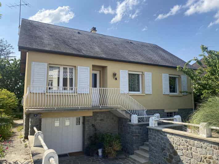 House in Saint-Hilaire-du-Harcouet, Normandie 12020102