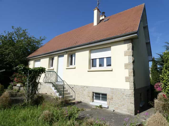 Hus i Les Loges-Marchis, Normandie 12020103