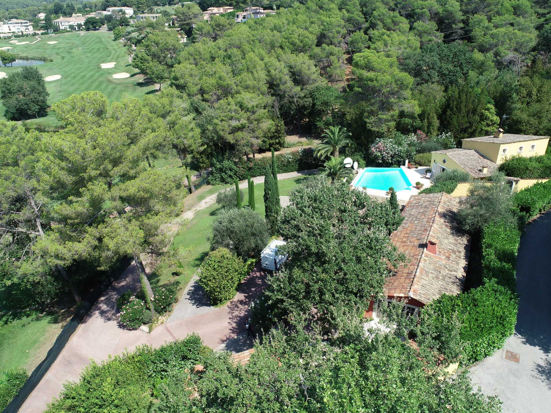 Casa nel Mougins, Provence-Alpes-Côte d'Azur 12020316