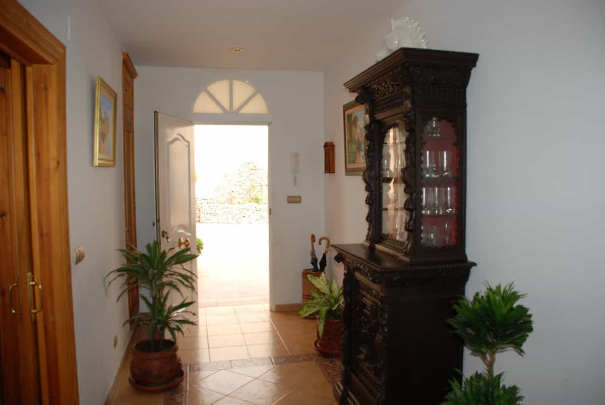 Dom w Estepona, Andalucía 12021106