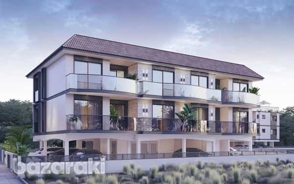 Condominium in Agios Tychon, Larnaka 12021250
