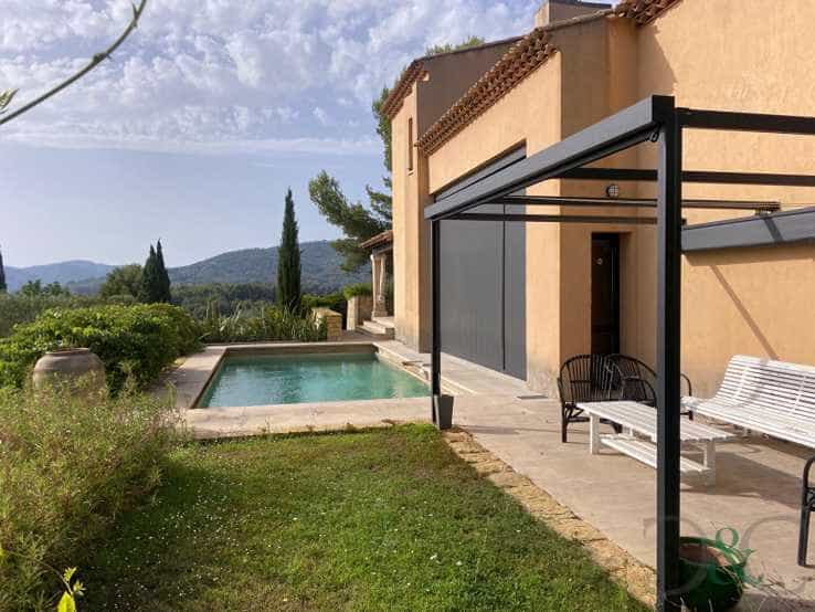 Hus i Sanary-sur-Mer, Provence-Alpes-Cote d'Azur 12021642