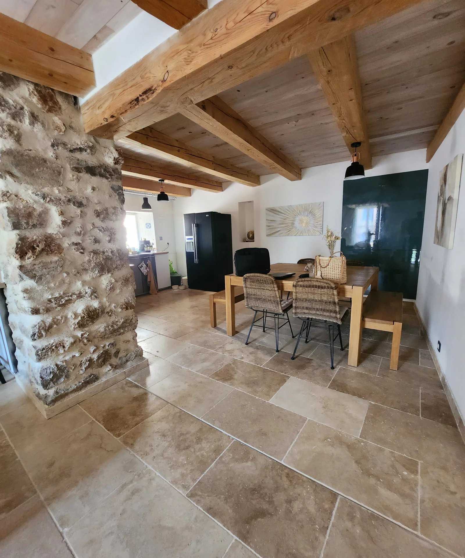loger dans Montfort sur Argens, Provence-Alpes-Côte d'Azur 12022014