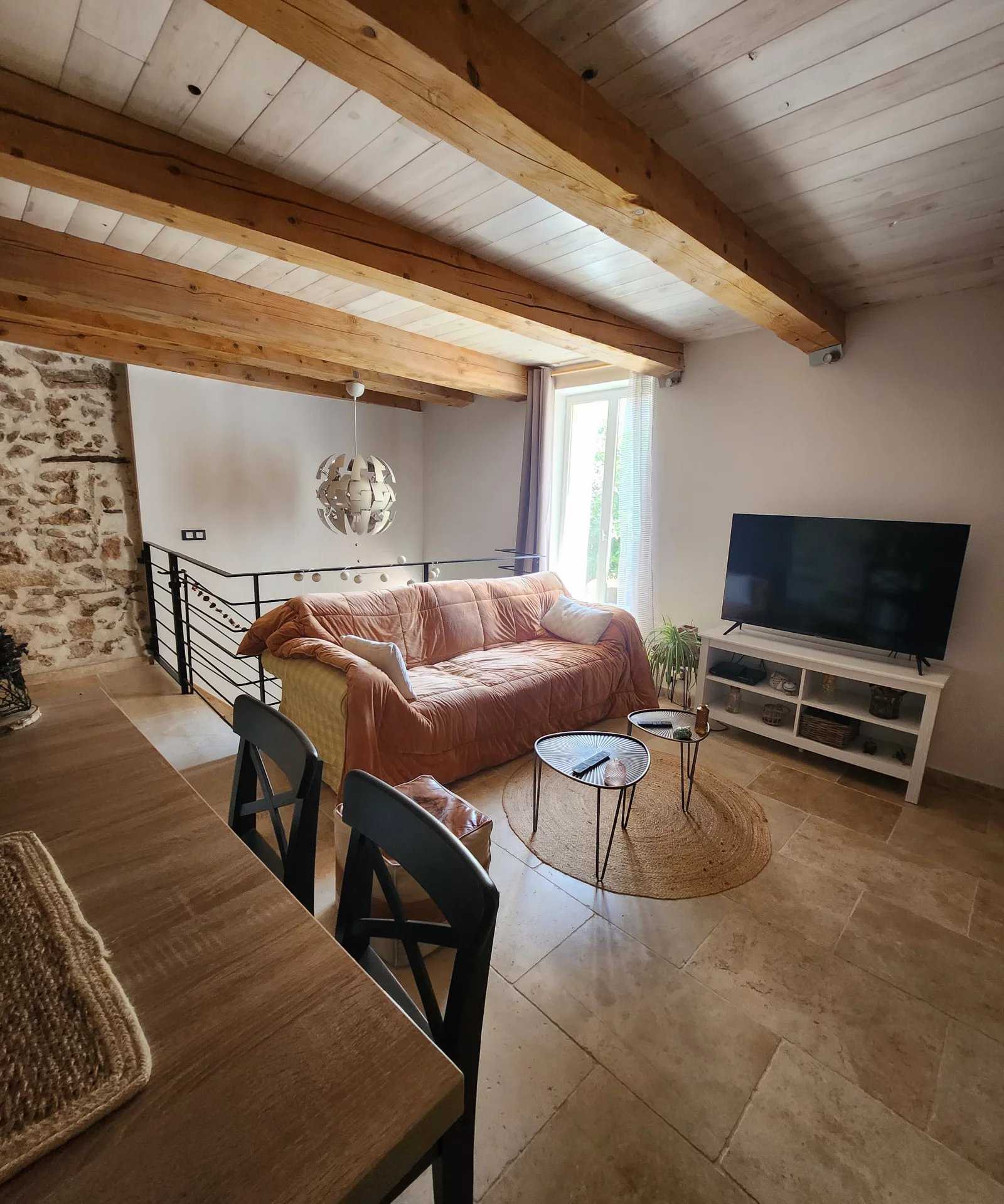 Talo sisään Montfort-sur-Argens, Provence-Alpes-Cote d'Azur 12022014