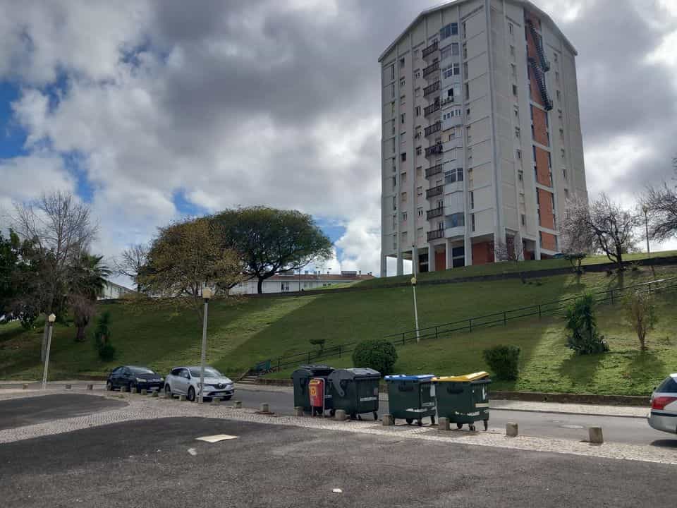 Condominium in Olivais, Lisboa 12022112
