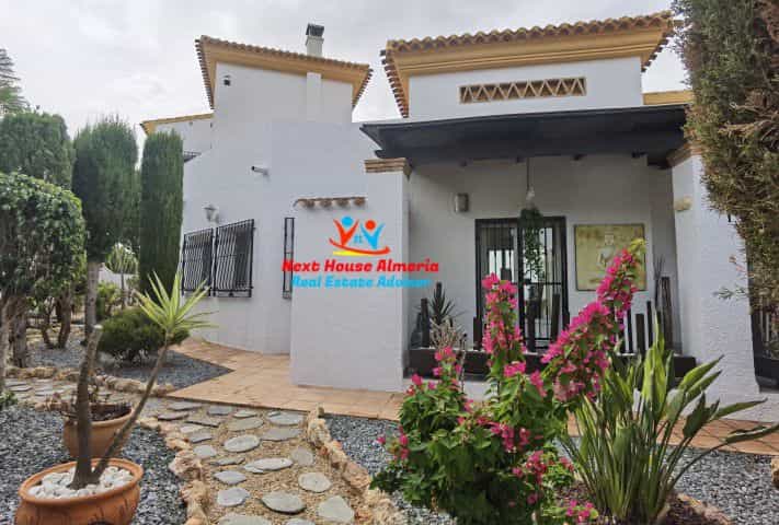 Talo sisään Bedar, Andalusia 12022242