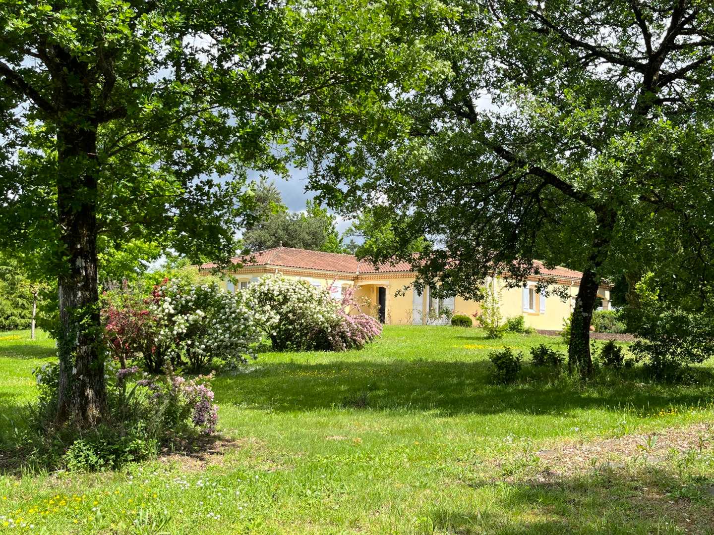 casa no Périgueux, Nouvelle-Aquitaine 12022980