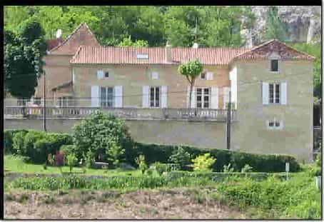 House in Saint-Cyprien, Nouvelle-Aquitaine 12022982