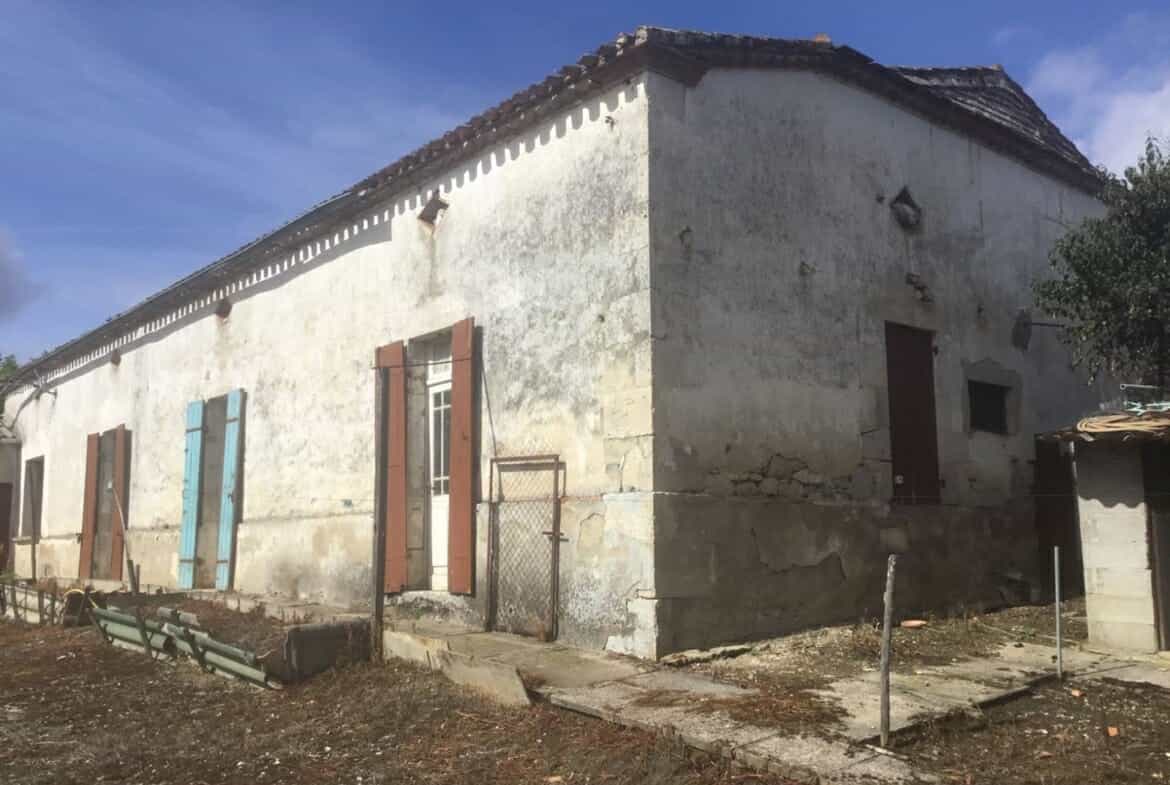 House in Clermont-Dessous, Nouvelle-Aquitaine 12023033