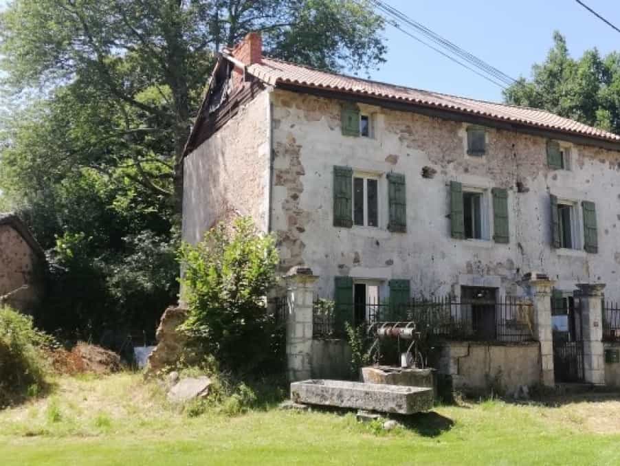 Rumah di Manot, Nouvelle-Aquitaine 12023077