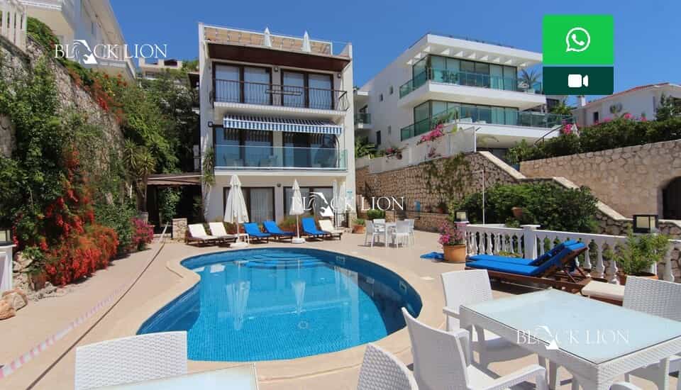 Condominium in Kalkan, Antalya 12023298