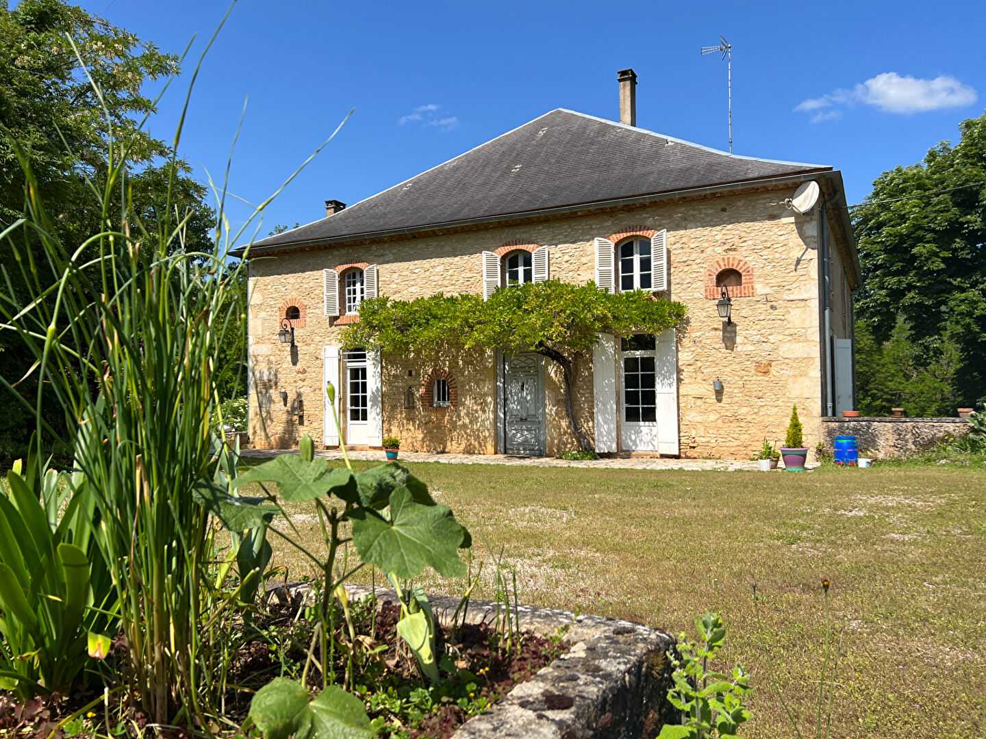 σπίτι σε Fumel, Nouvelle-Aquitaine 12023591