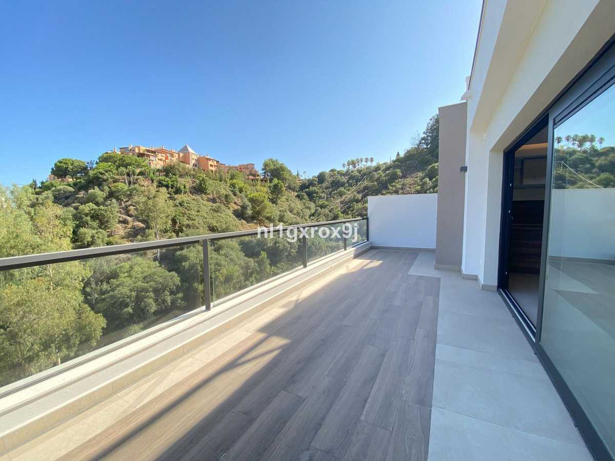 Eigentumswohnung im Marbella, Andalusien 12023648