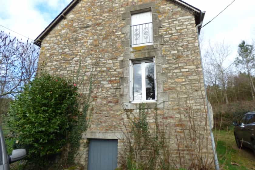 Talo sisään Saint-Marcel, Brittany 12023969