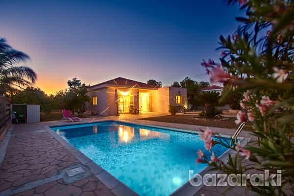 Huis in Pyrgos, Larnaca 12024009