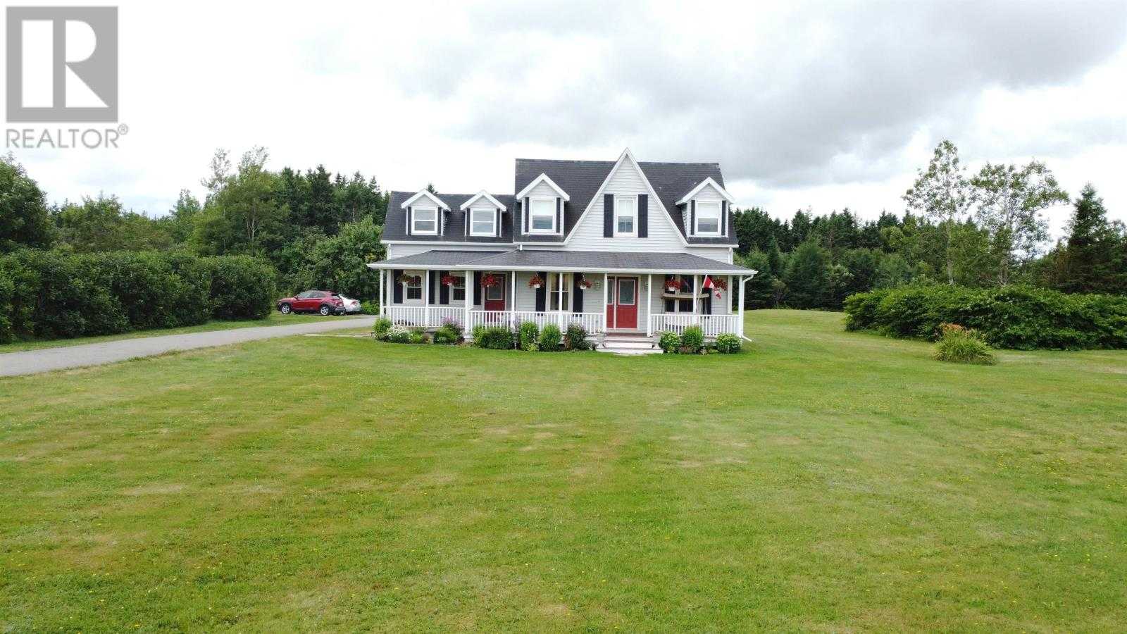 House in Souris, Prince Edward Island 12024096