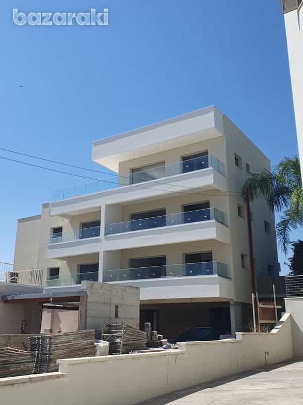 Condominium dans Agios Athanasios, Lémésos 12024379