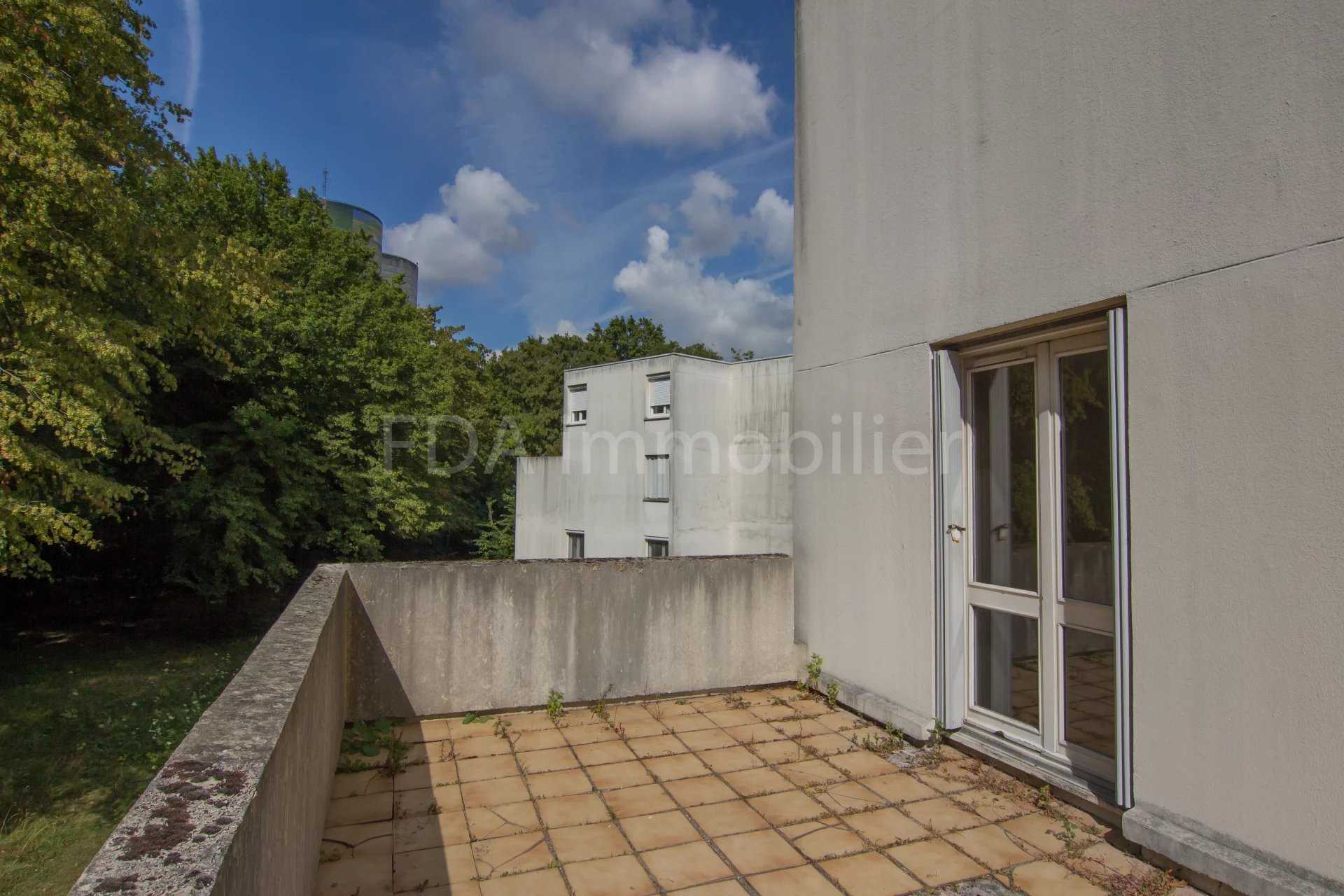 Condominio en Noisiel, Seine-et-Marne 12024585