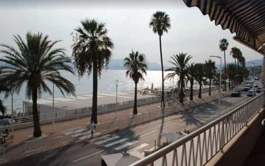 Ejerlejlighed i Cannes, Provence-Alpes-Cote d'Azur 12025098
