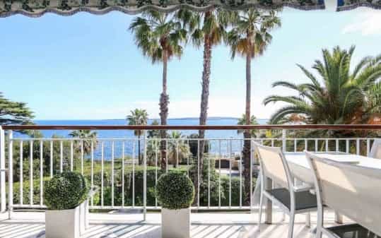 Ejerlejlighed i Cannes, Provence-Alpes-Cote d'Azur 12025099