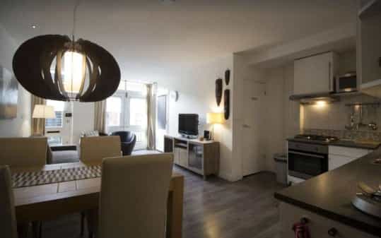 公寓 在 阿姆斯特丹, 北荷蘭省 12025143