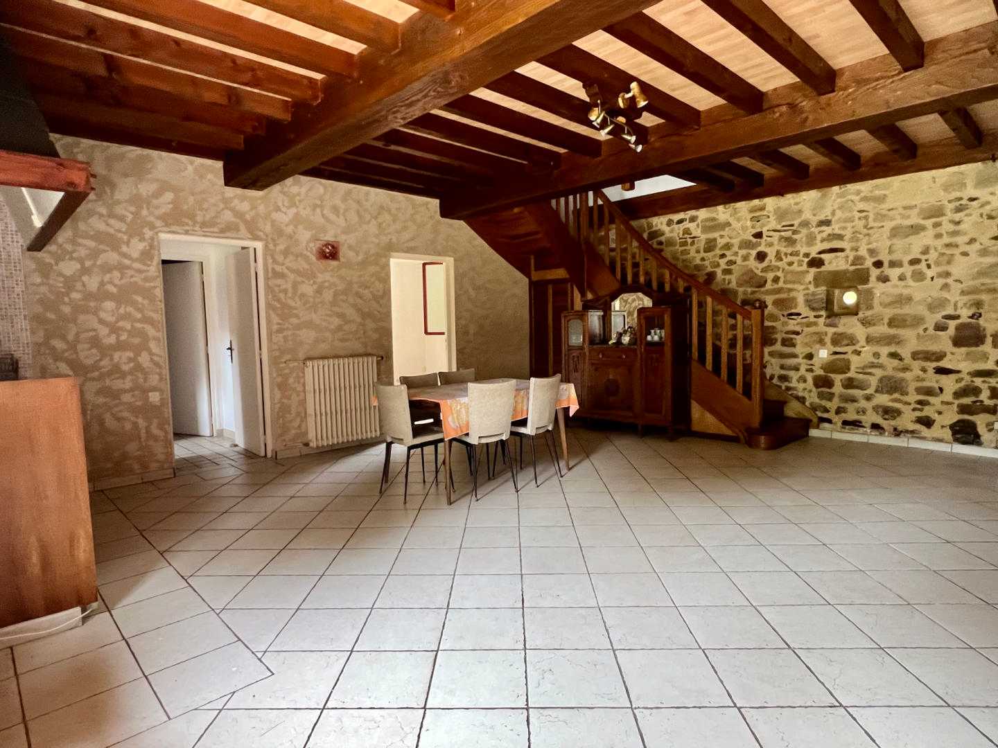 жилой дом в Montignac, Nouvelle-Aquitaine 12025211