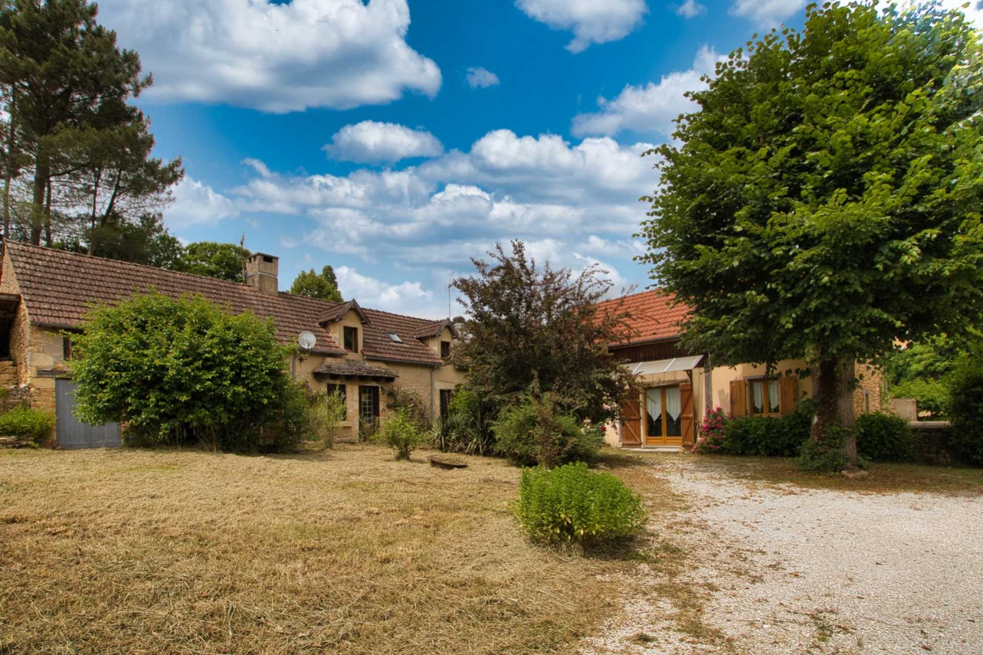 House in Sarlat-la-Caneda, Nouvelle-Aquitaine 12025215