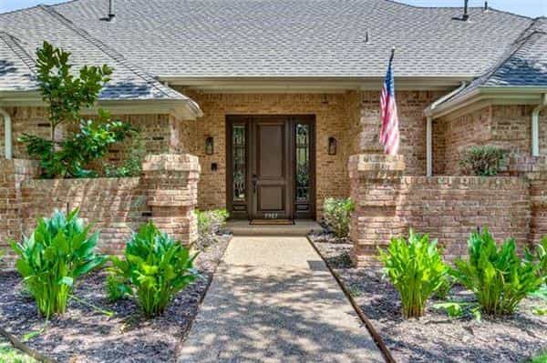 House in Plano, Texas 12026463
