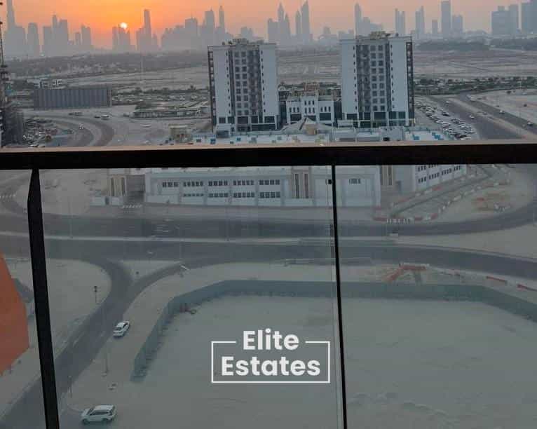 Condominium in Dubai, Dubai 12026586