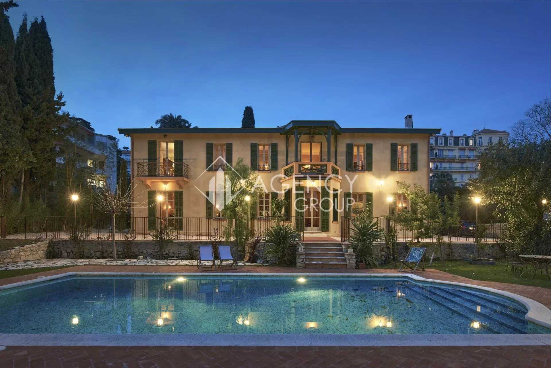 Hus i Cannes, Provence-Alpes-Cote d'Azur 12026616